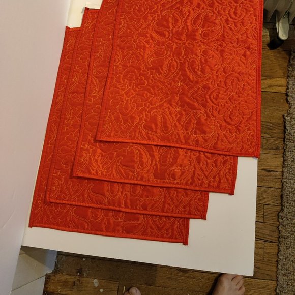 Pier 1 Dining Pier One Quilted Paisley Placematsfourset Reverses